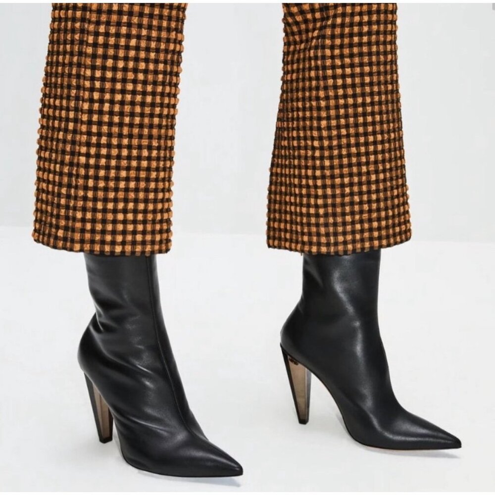 Gianvito Rossi Black Leather Lucite Heeled Pointed Toe Boots